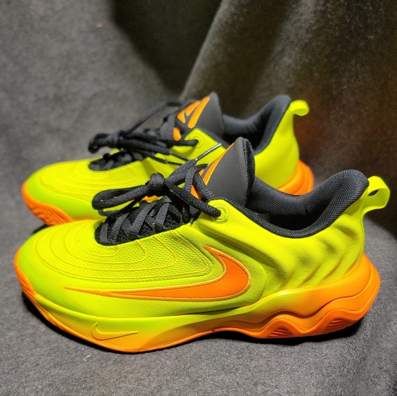 Nike Giannis Immortality 4